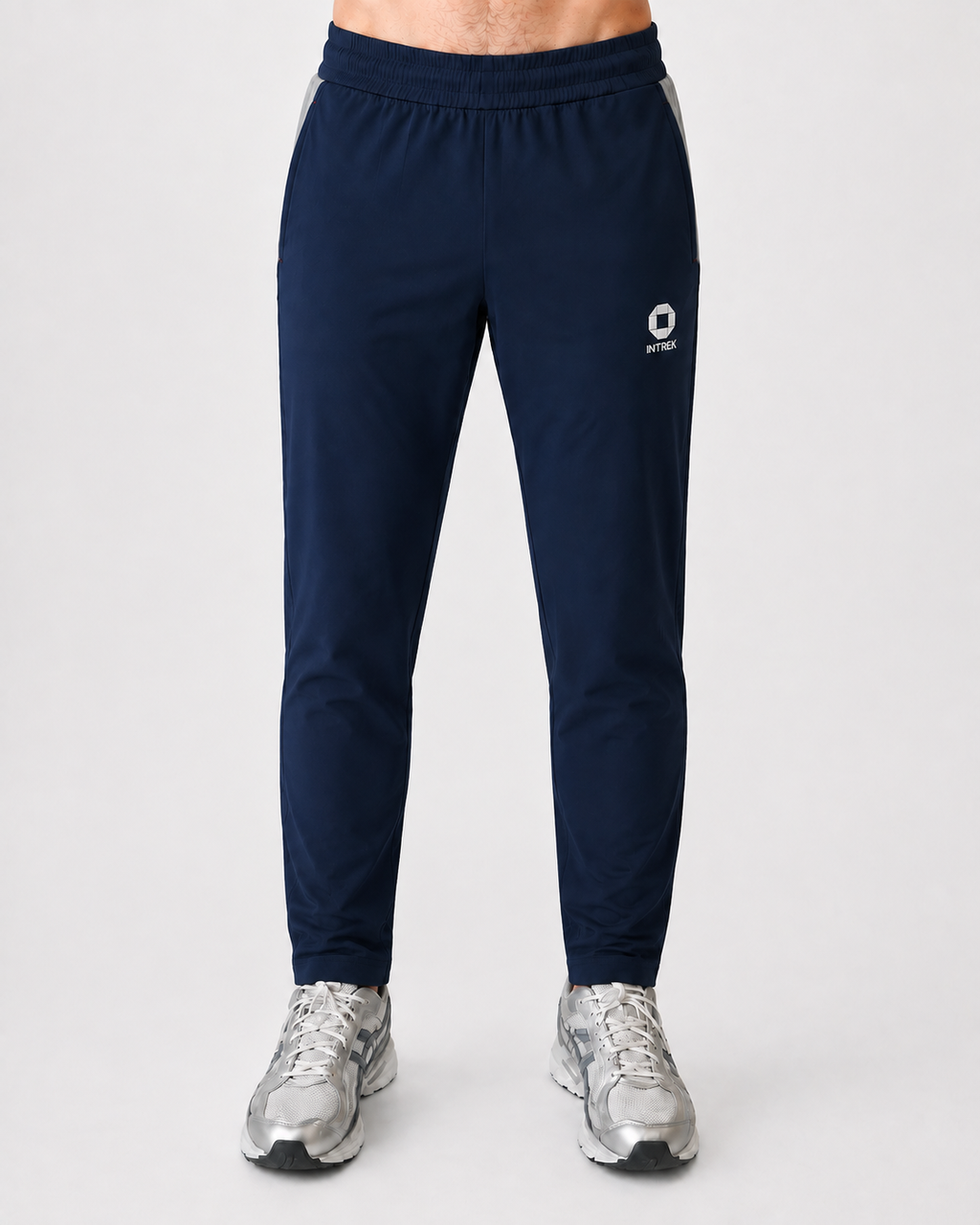 Dynamic 2.0 Tracksuit - Coastal Cream/Deep Navy